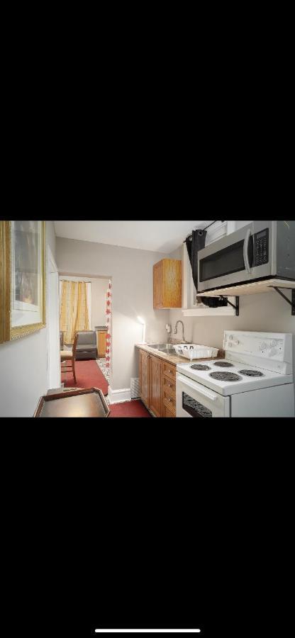 Room #3 Ottawa Downtown Exterior photo
